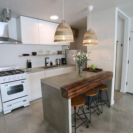 Concrete Suite 5 Min Walk To Shands Uf غينزفيل، فلوريدا المظهر الخارجي الصورة