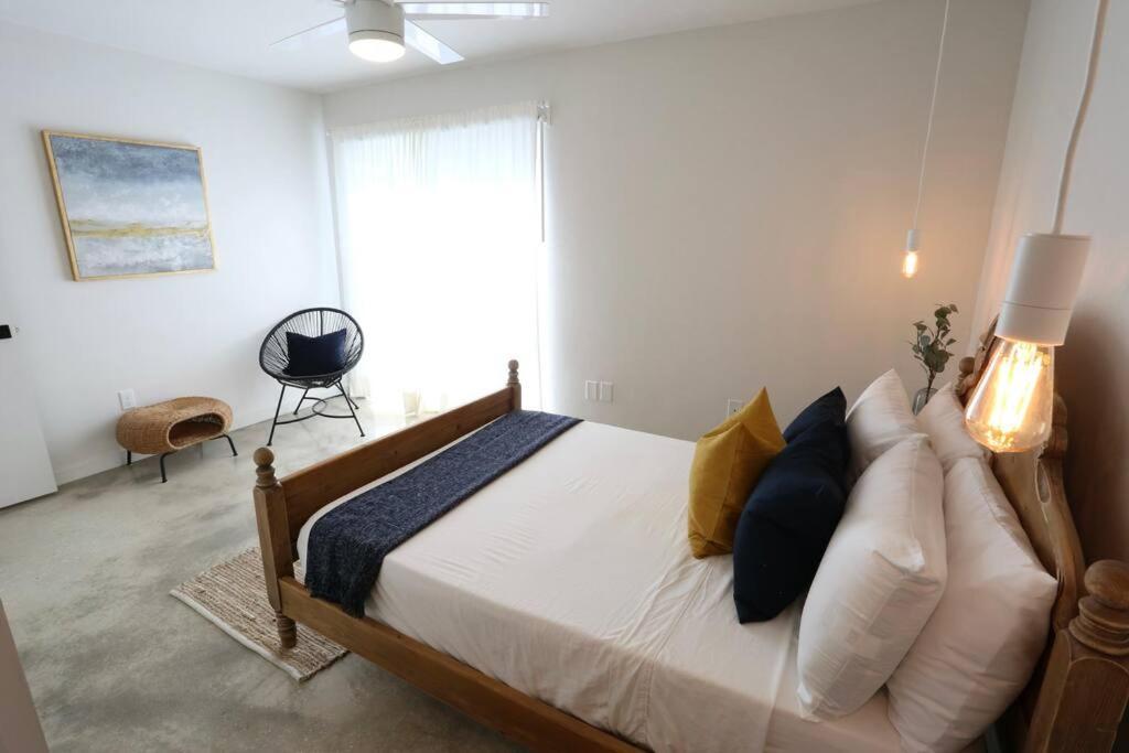 Concrete Suite 5 Min Walk To Shands Uf غينزفيل، فلوريدا المظهر الخارجي الصورة