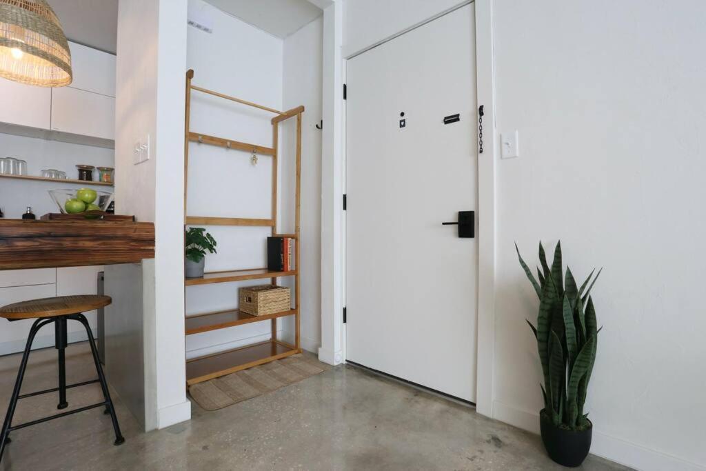 Concrete Suite 5 Min Walk To Shands Uf غينزفيل، فلوريدا المظهر الخارجي الصورة