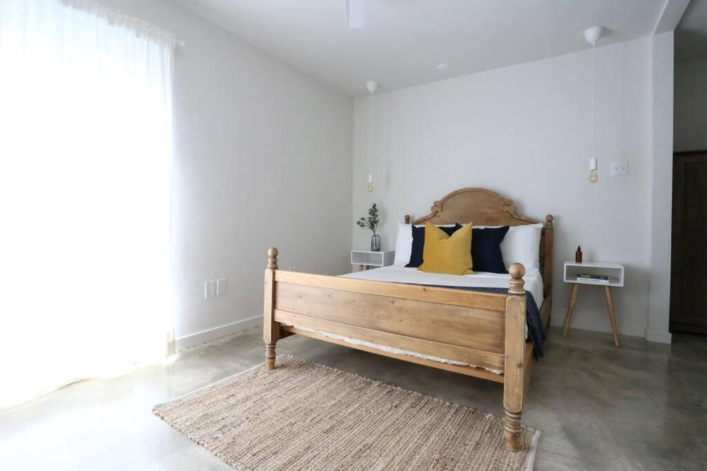 Concrete Suite 5 Min Walk To Shands Uf غينزفيل، فلوريدا المظهر الخارجي الصورة